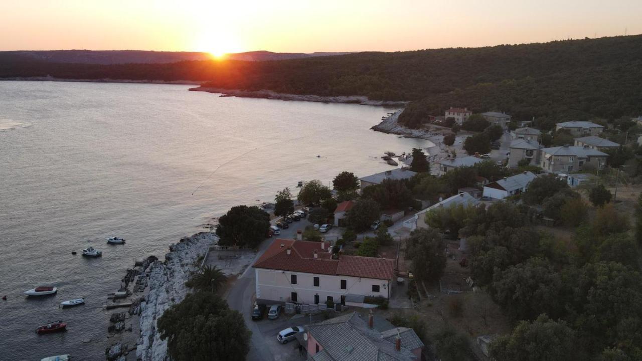 Apartmani Zupanic Koromačno Dış mekan fotoğraf